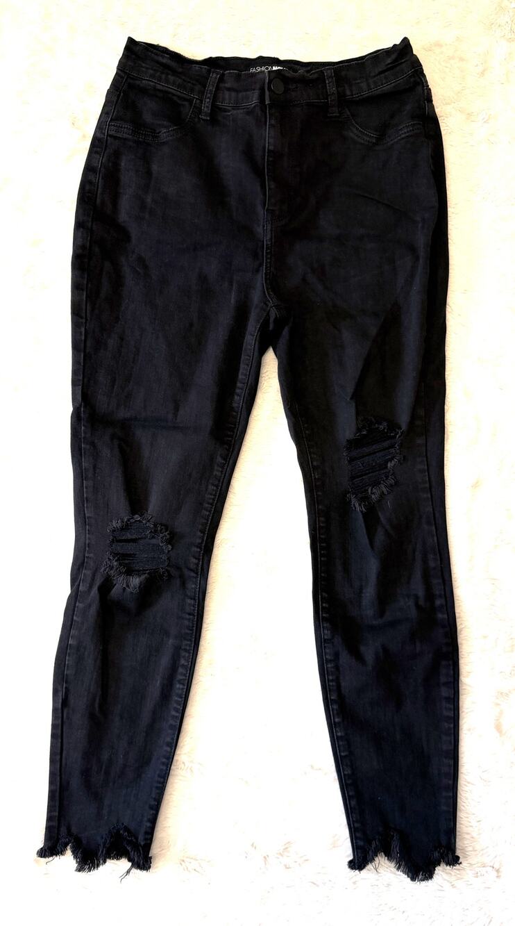 Fashion Nova Black Distressed Ripped Raw Hem High Rise Skinny Jeans Womens Sz 9